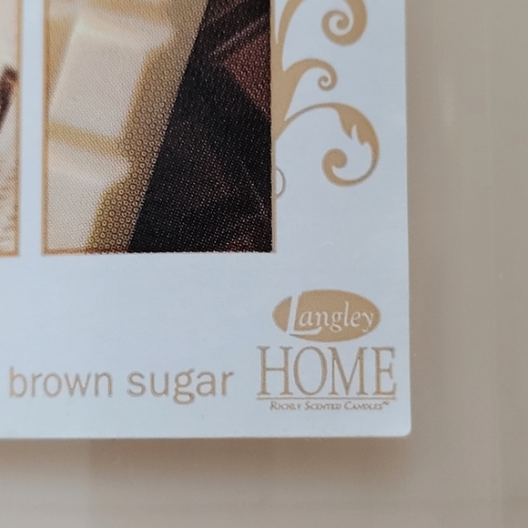 White Chocolate Scented Candle NEW Glass Covered Jar | Made in USA - Picture 8 of 12